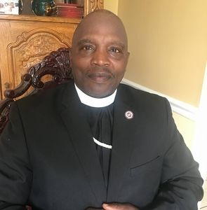 Meet your Posher, Bobby